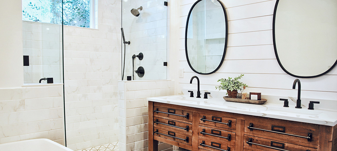 Optez pour le minimalisme dans votre salle de bain